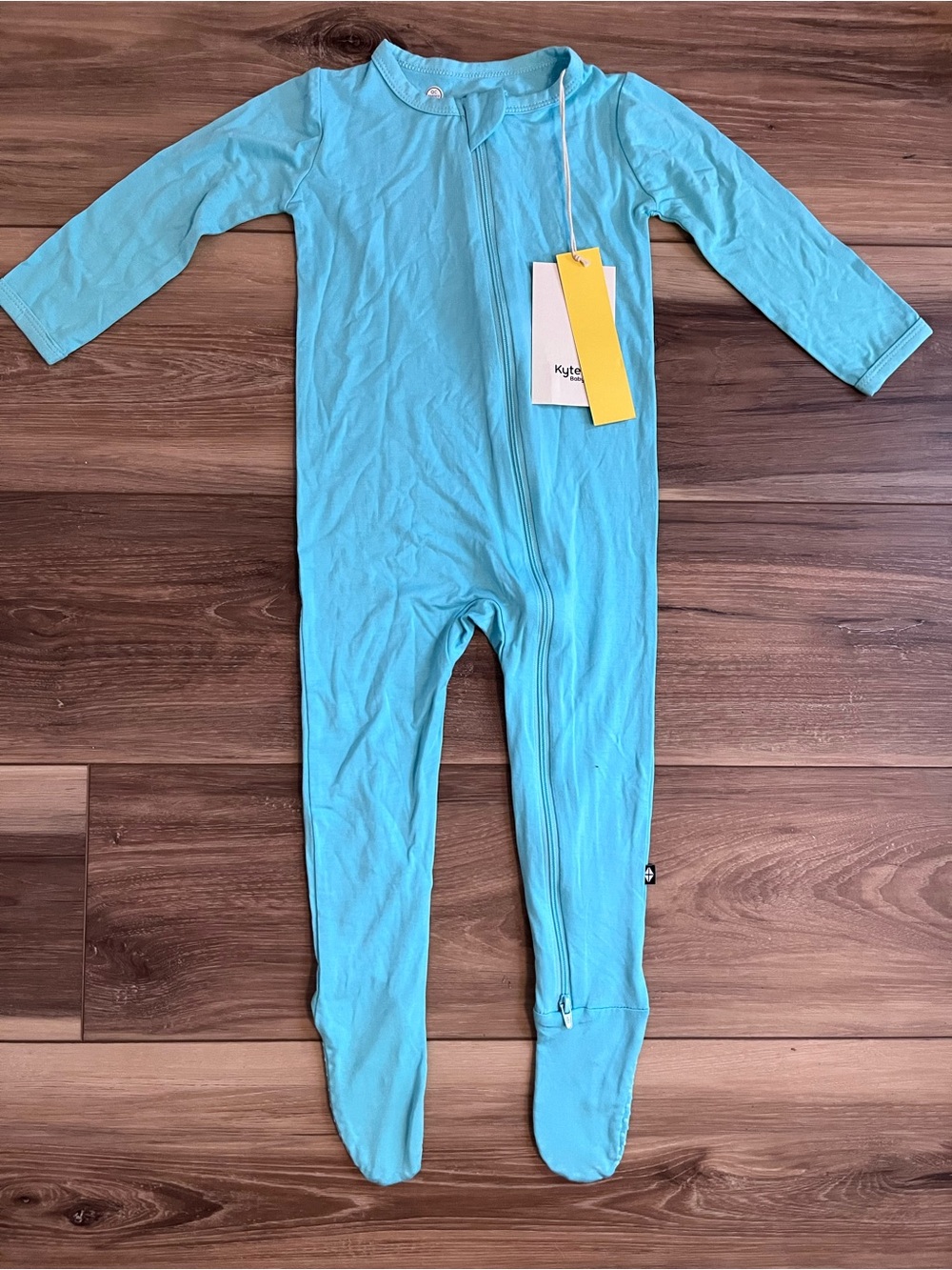 NWT Kyte Baby footed zip romper robin